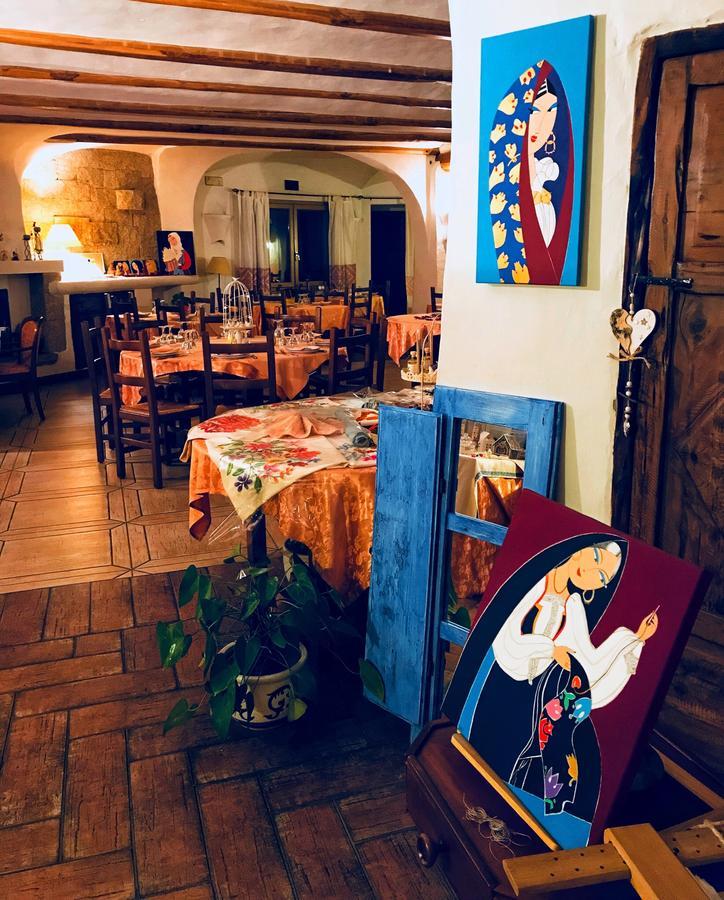Locanda Tipica Sa Corte Ольена Экстерьер фото